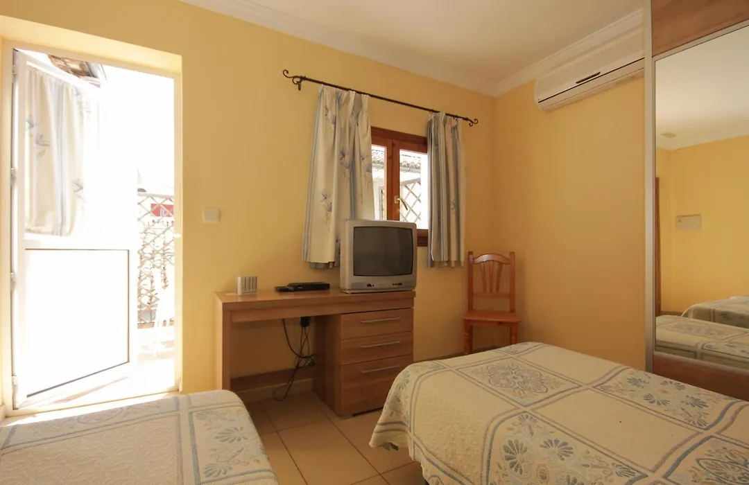 Hostal Costa Azul-1