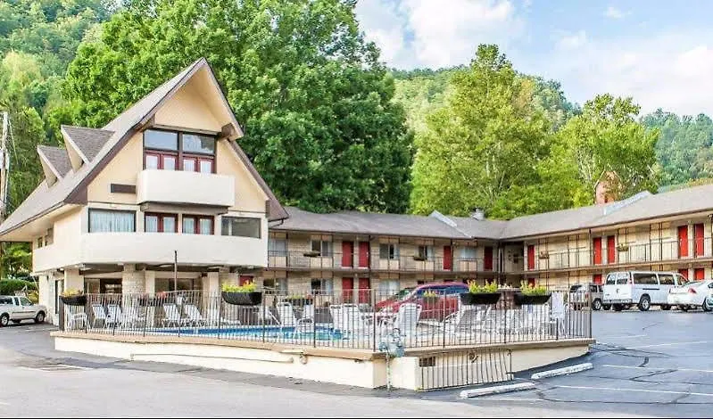 Belle Aire Motel - Downtown Convention Center - Gatlinburg-1
