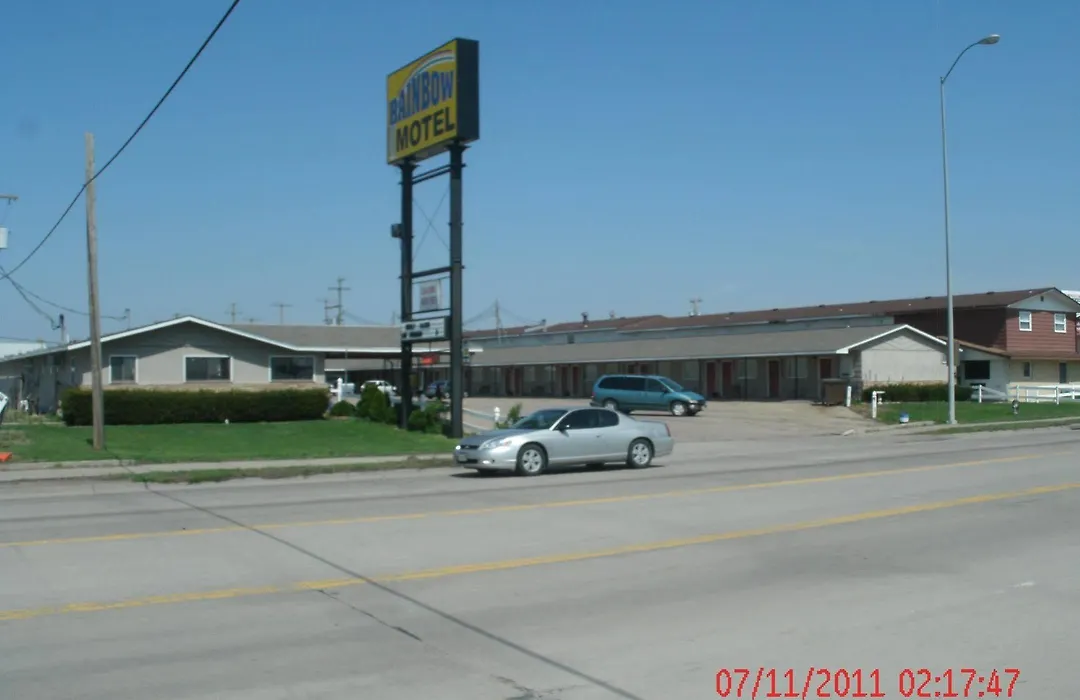 Rainbow Motel-1