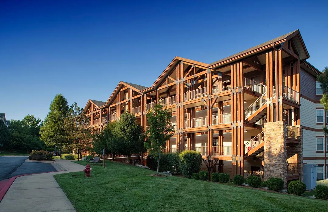 Palace View Resort By Spinnaker-1