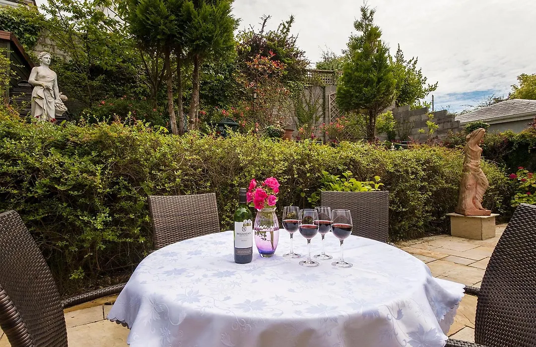 Sea Breeze Lodge B&B Galway-1