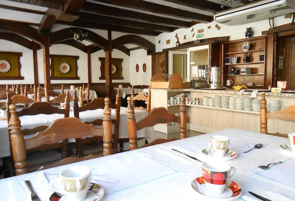 Hotel Marbella-1