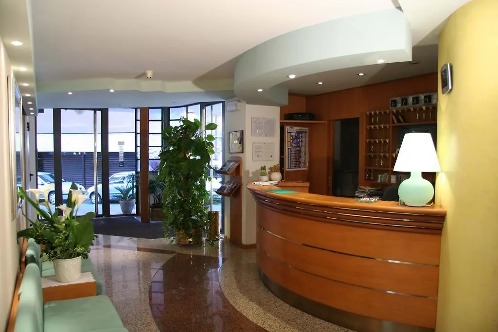 Hotel Roma-1