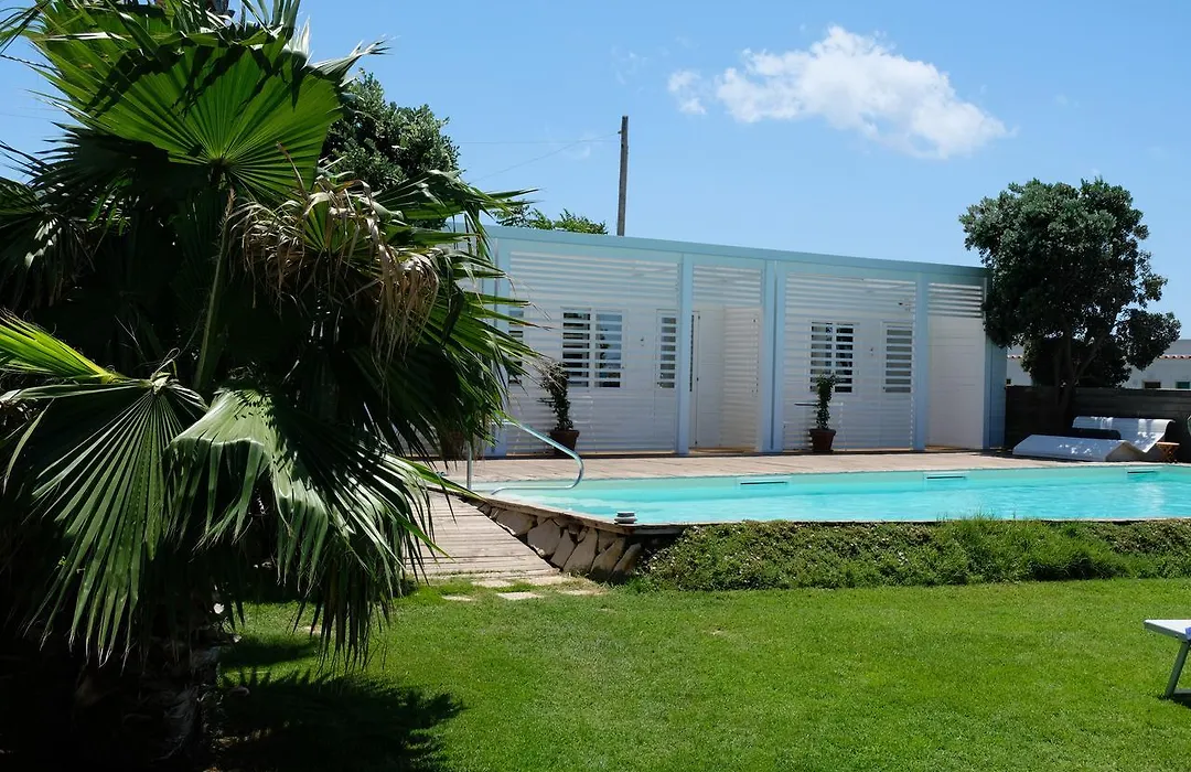 Maresia Rooms-1