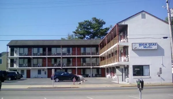 High Seas Motel-1