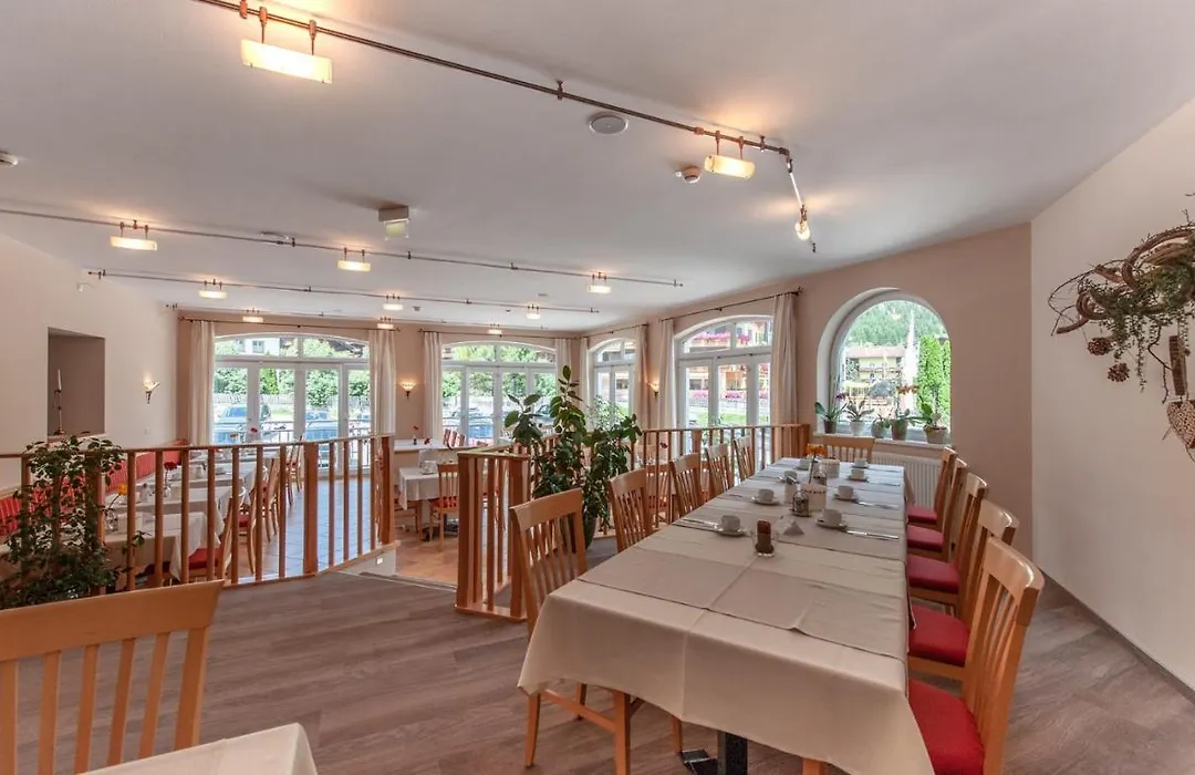 Hotel Garni Juchhof-1