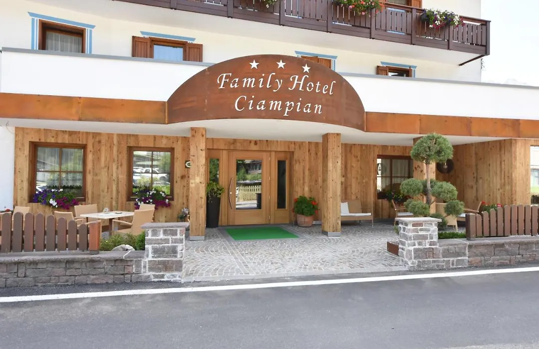 Hotel Ciampian-1
