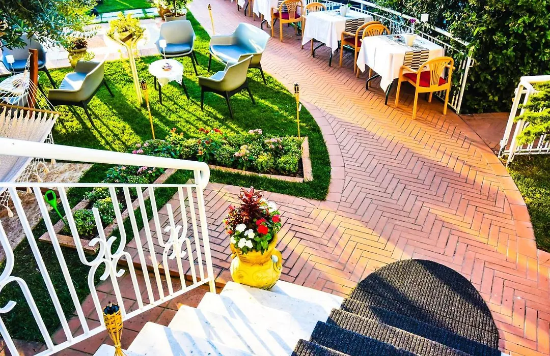 Hotel Ambasciatori-1