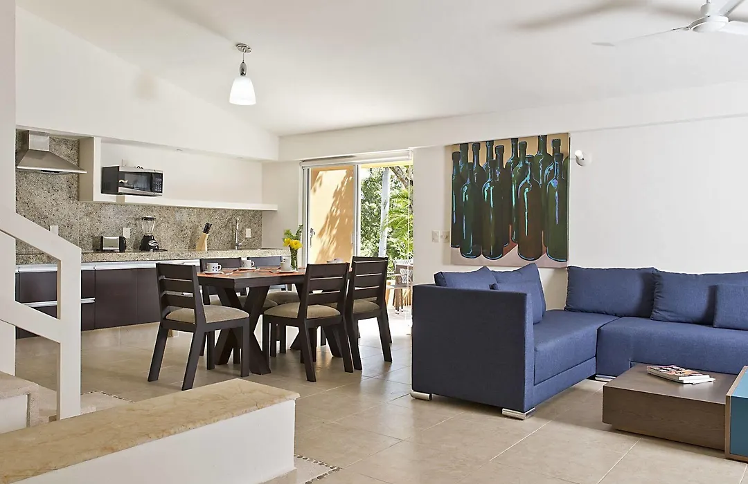 Hotel Ixzi Plus-1