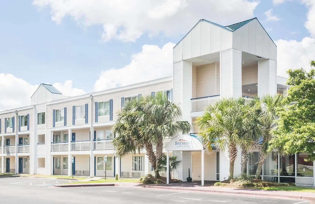 Baymont By Wyndham Wilmington-1
