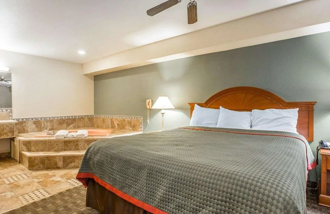 Rodeway Inn Delano-1