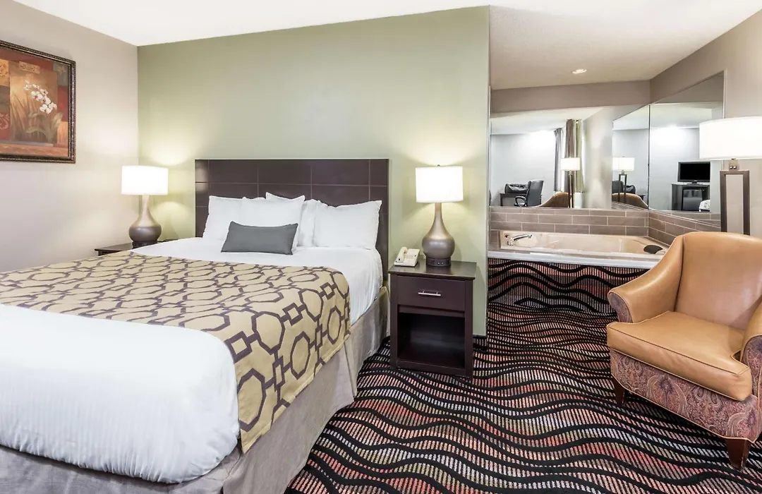 Baymont By Wyndham Cambridge-1