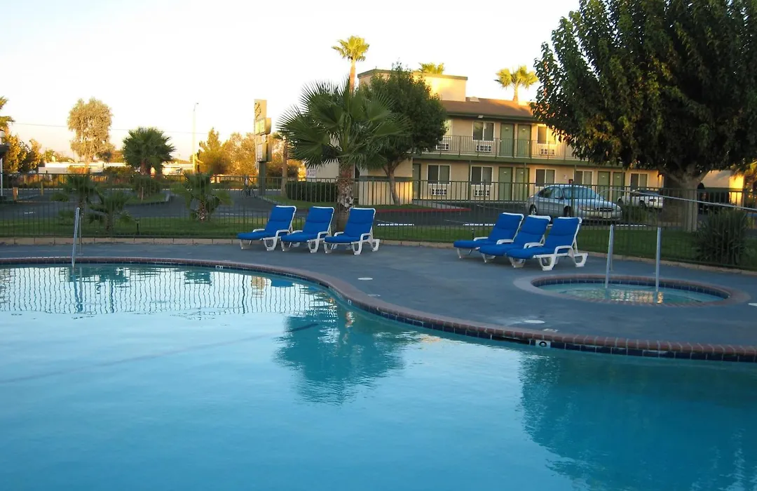 Town House Motel-1