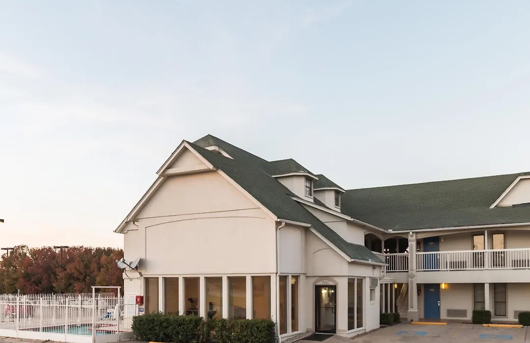 Motel 6-Fort Worth, Tx - White Settlement-1