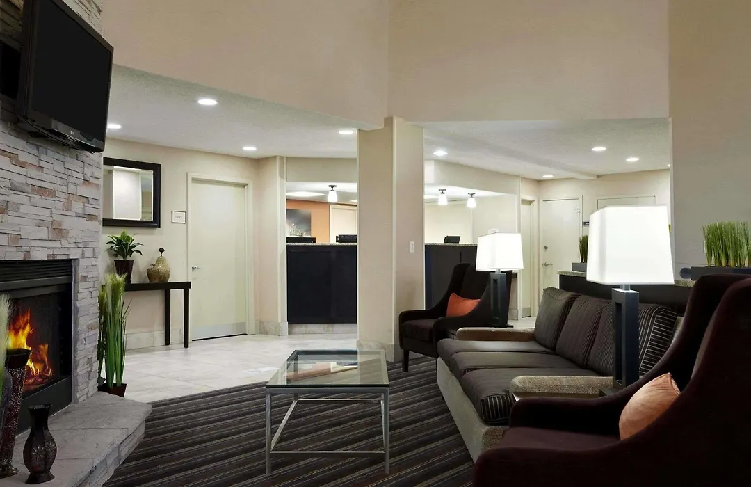 Hawthorn Suites Of Troy-1