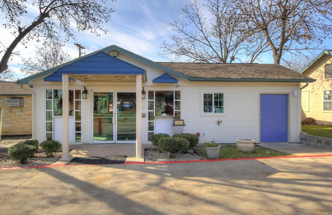 Motel 6-Kerrville, Tx-1