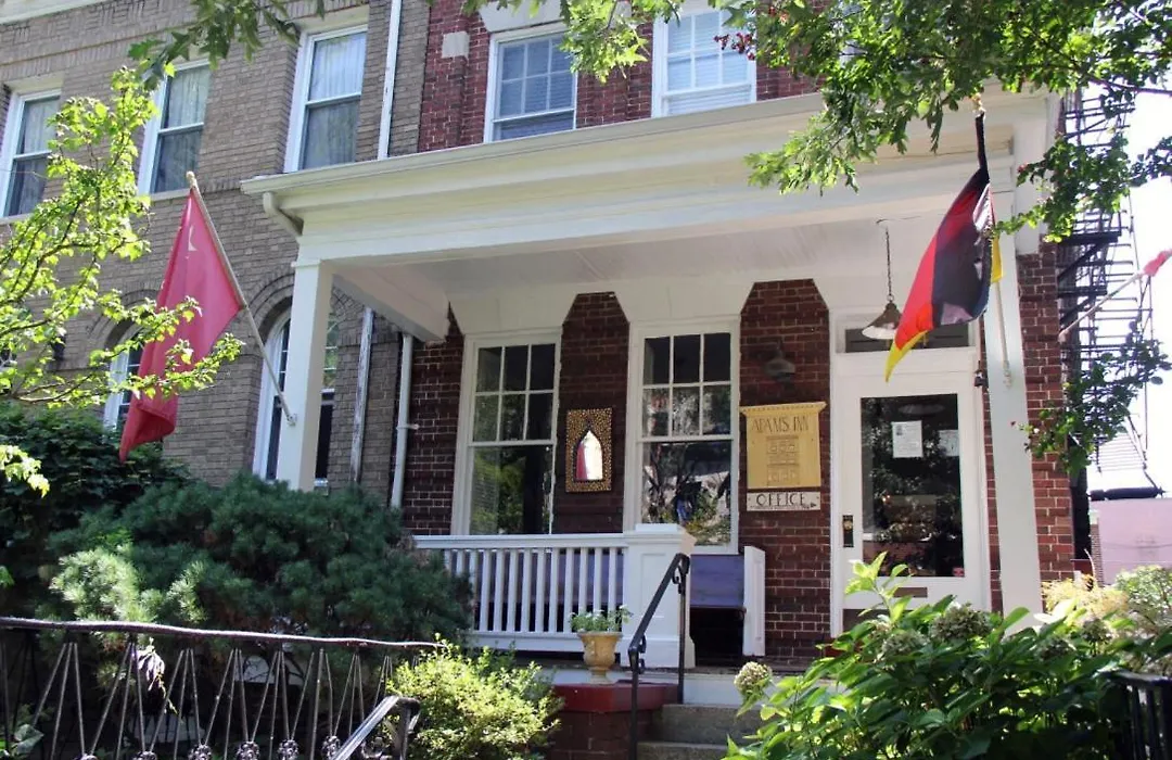 Adam'S Inn-1