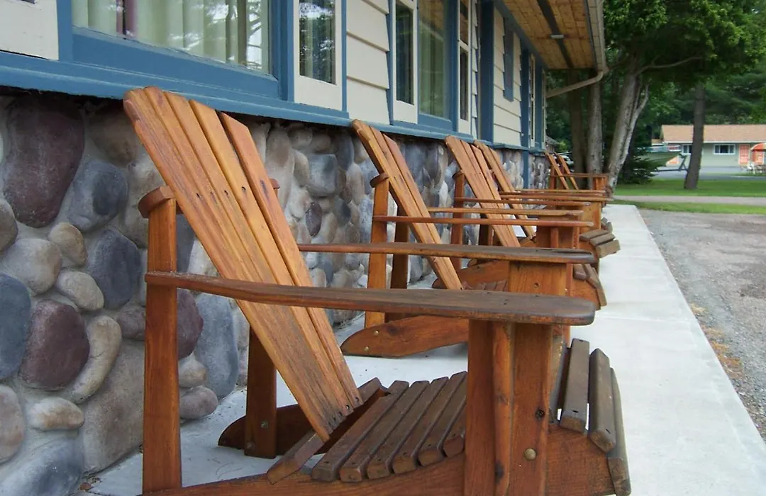 Country Club Motel-1