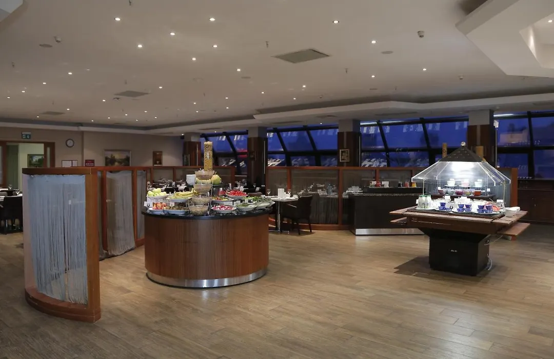 Crowne Plaza - Minsk, An Ihg Hotel-1