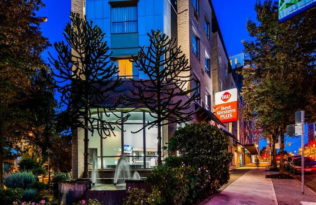 Best Western Plus Uptown Hotel-1