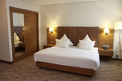 Airport Global Hotel-1