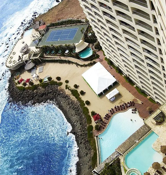 Las Olas Resort & Spa-1