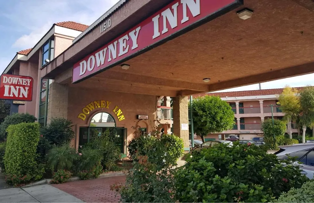 Downey Inn Luxury Suites-1