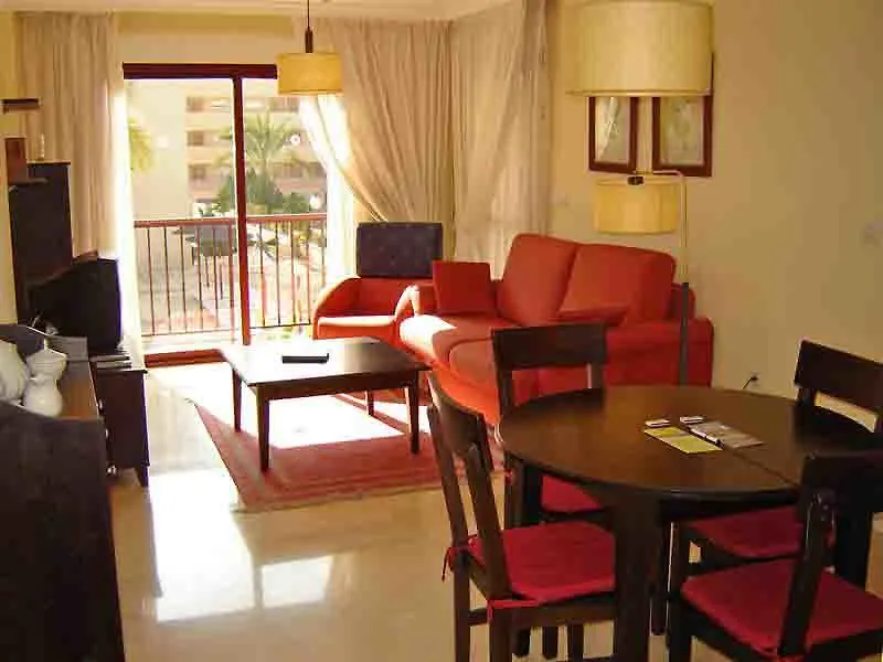 Nuevo Golf Apts-1