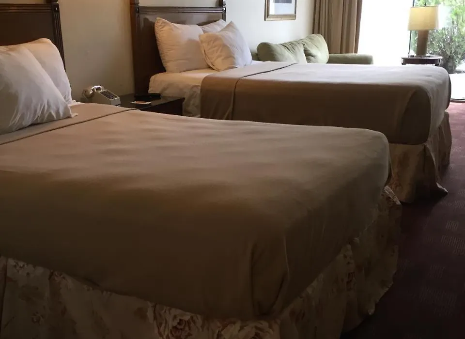 Cheshire Motor Inn-1