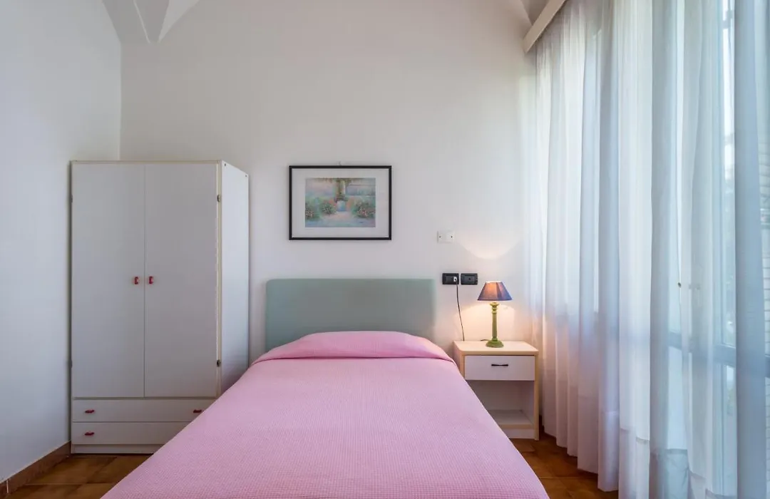 Hotel Villa Delle Fonti-1
