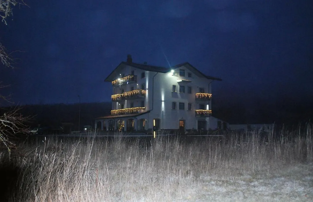 Hotel Il Bucaneve-1