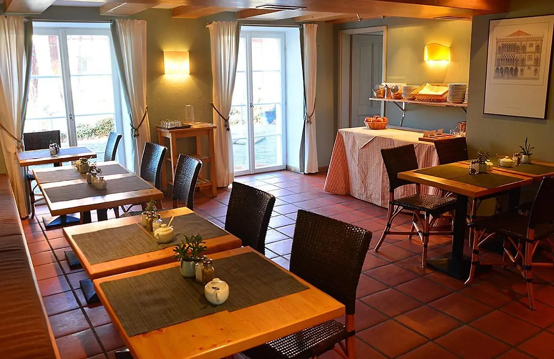 Landhotel Schloss Buttenheim-1
