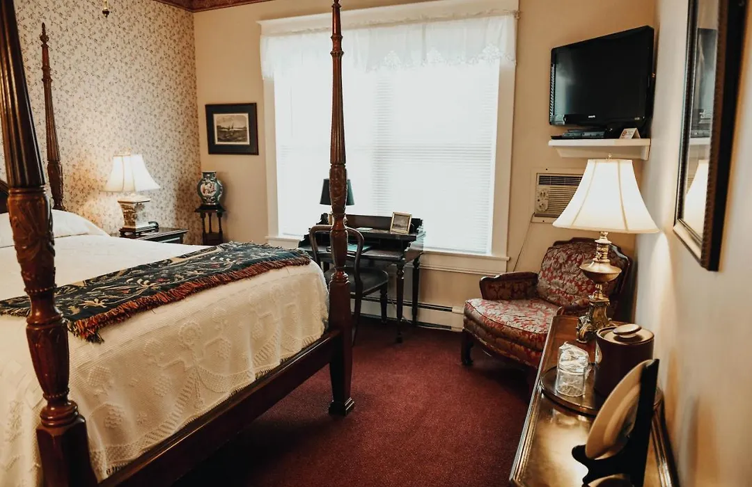 China Clipper Inn (Adults Only)-1