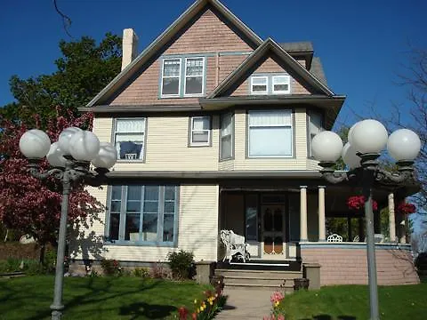 The Bridge Street Inn-1