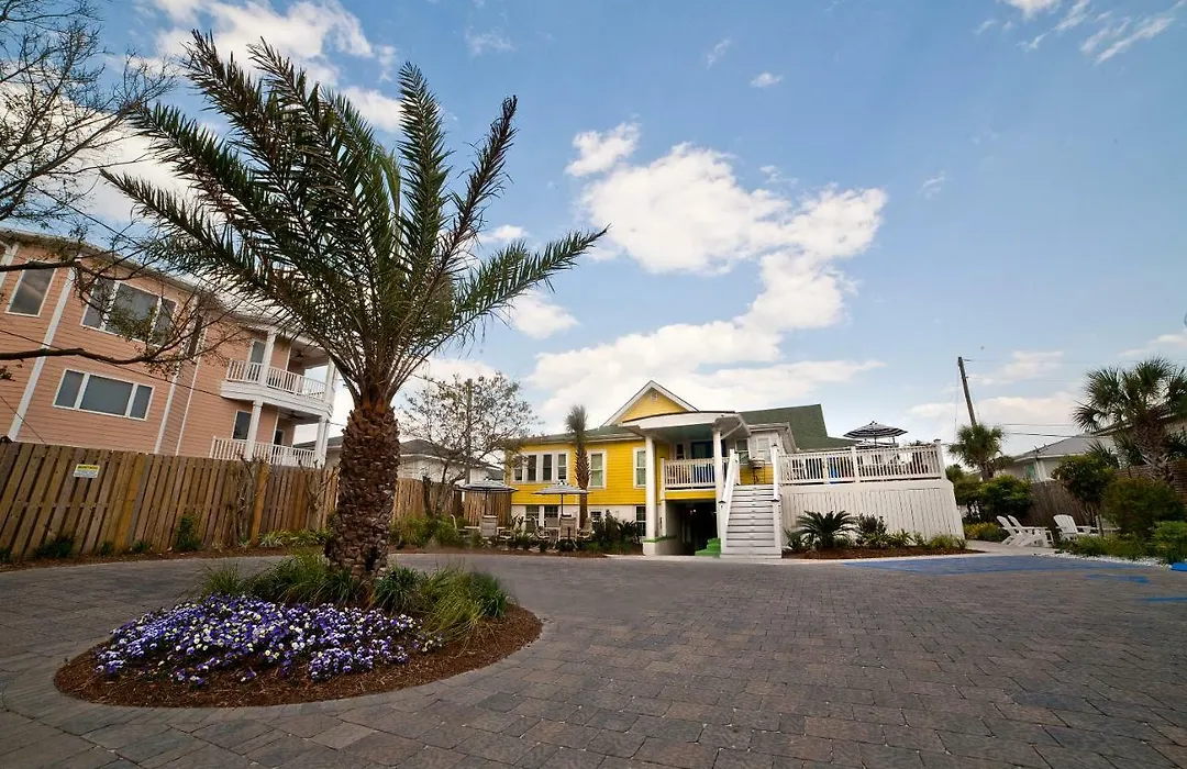 Georgianne Inn & Suites Check In 212 Butler Ave-1