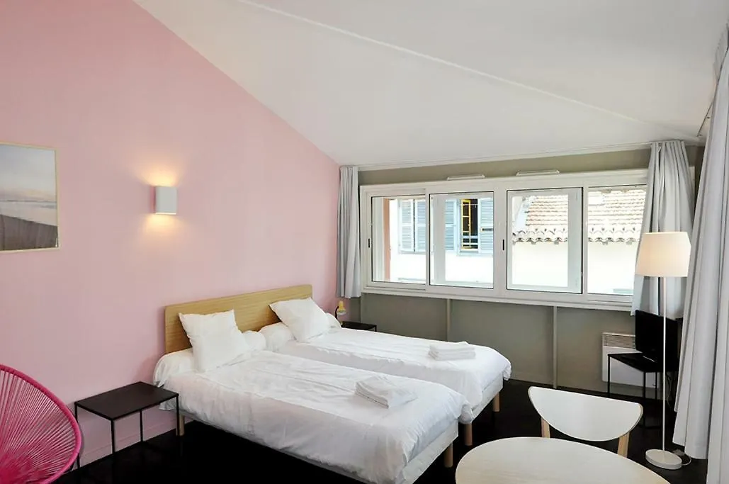Temporesidence Chateauneuf-1