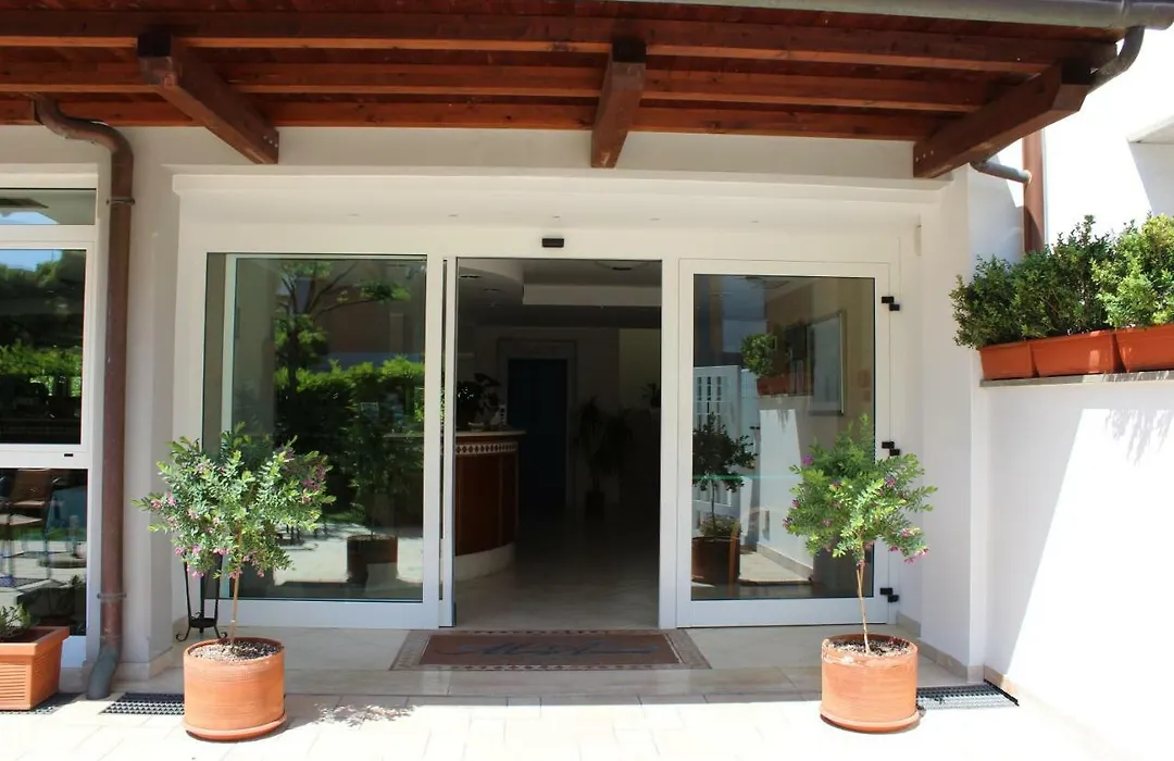 Hotel Mare Azzurro-1