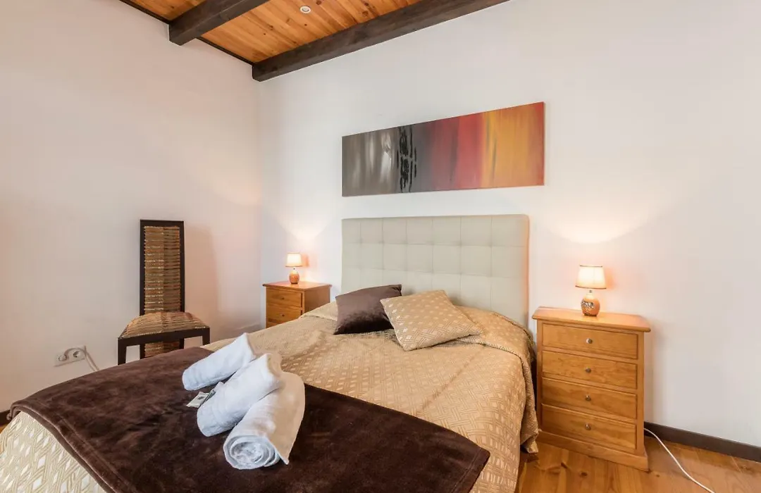 Lagos Downtown Guesthouse-1