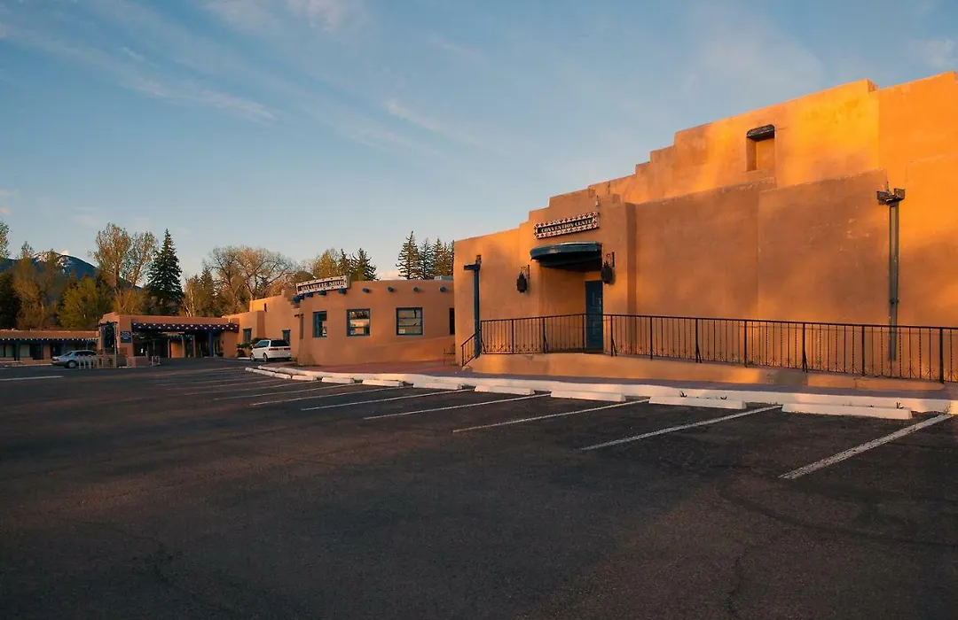 Kachina Lodge Resort And Meeting Center-1