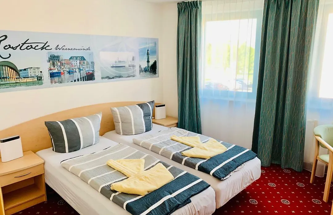 Hotel-Pension "Petridamm"-1