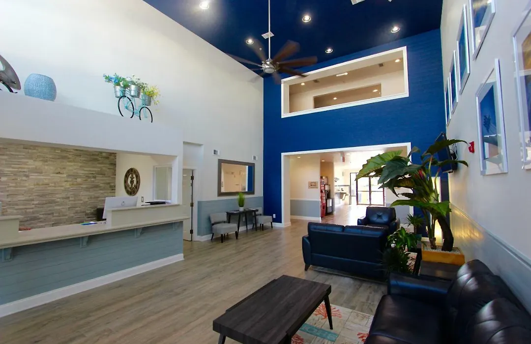 Hotel Pensacola-1