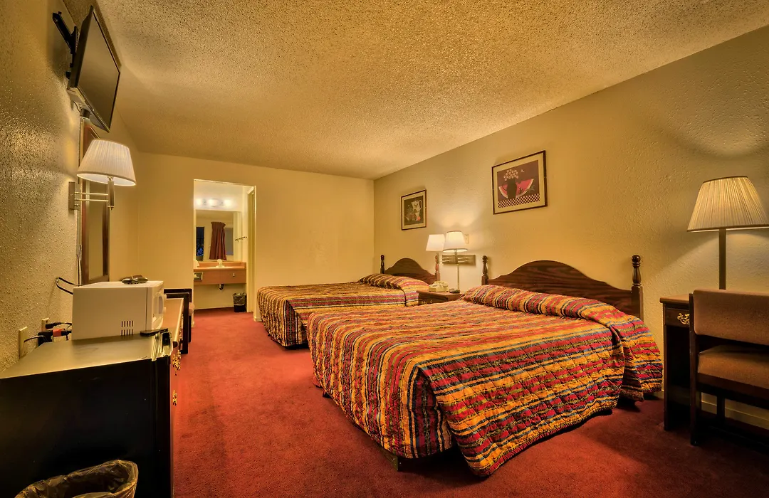 University Inn-1