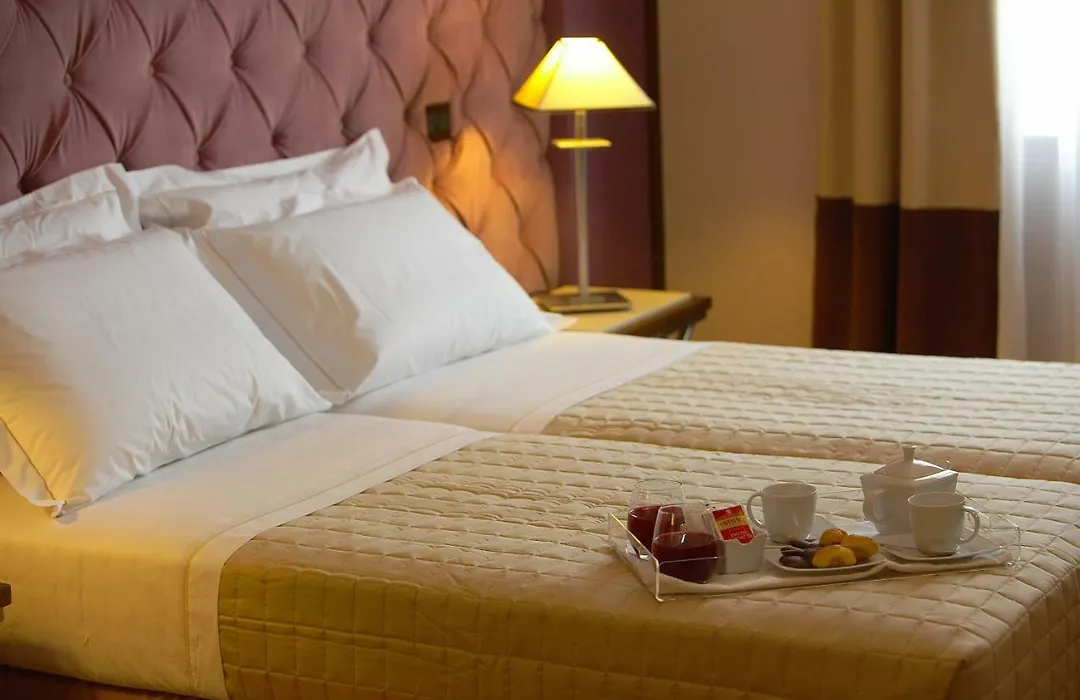Hotel Messenion-1