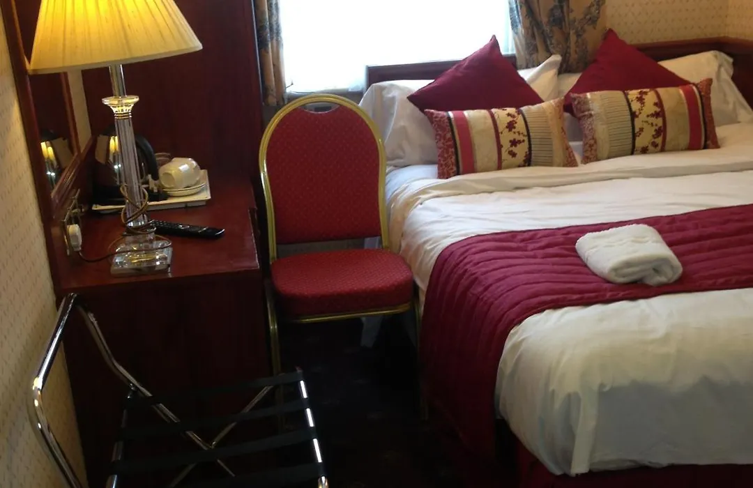 Avon Hotel-1