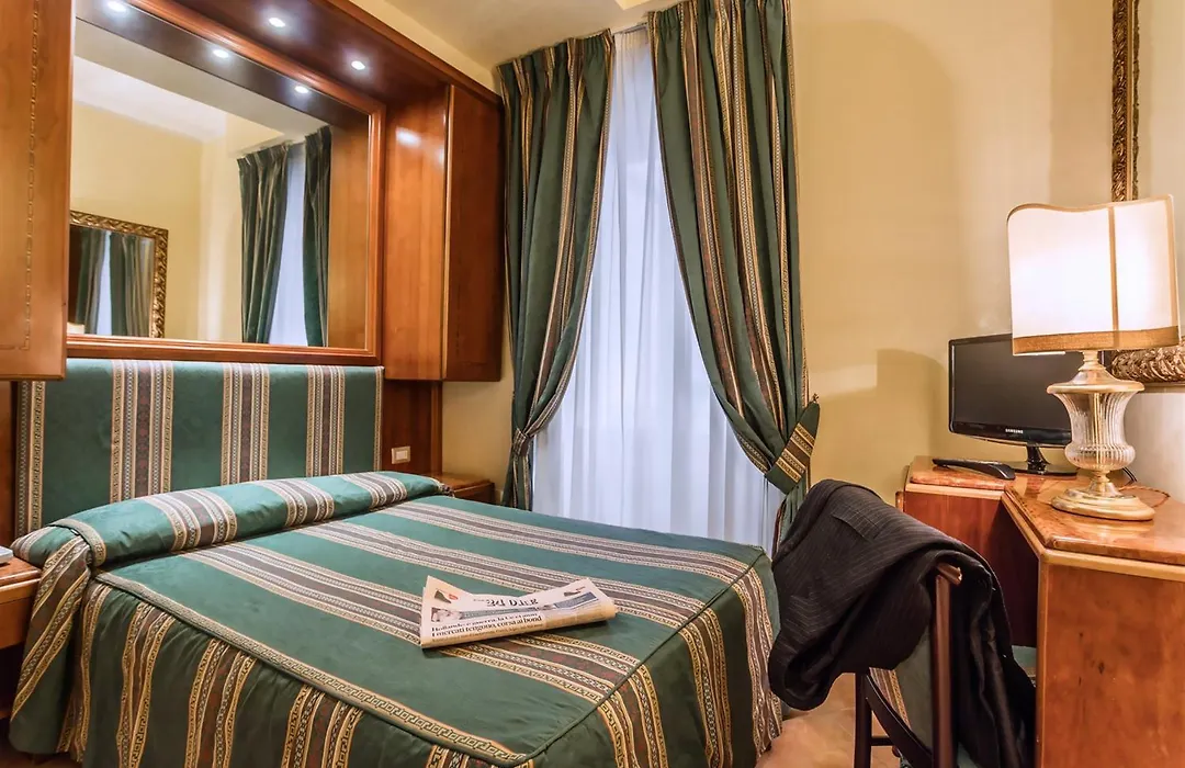 Raeli Hotel Regio-1