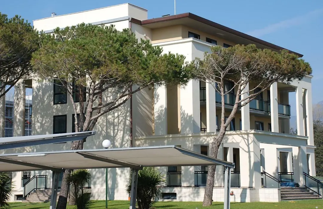 Hotel Caesar Residence & Spa-1