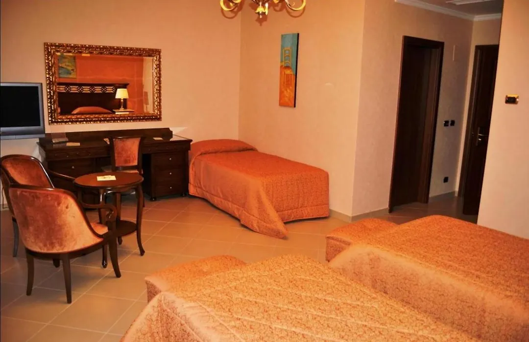 Hotel Federico II-1