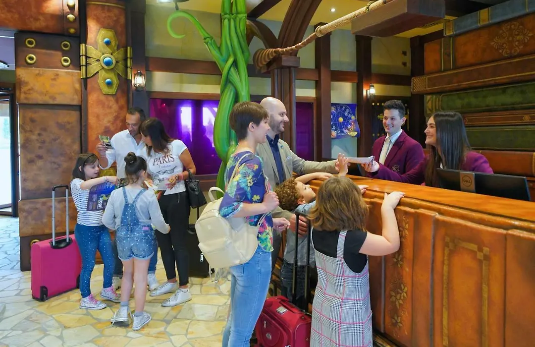 Gardaland Magic Hotel-1