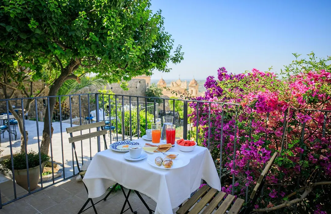 Trigona Garden Suite-1