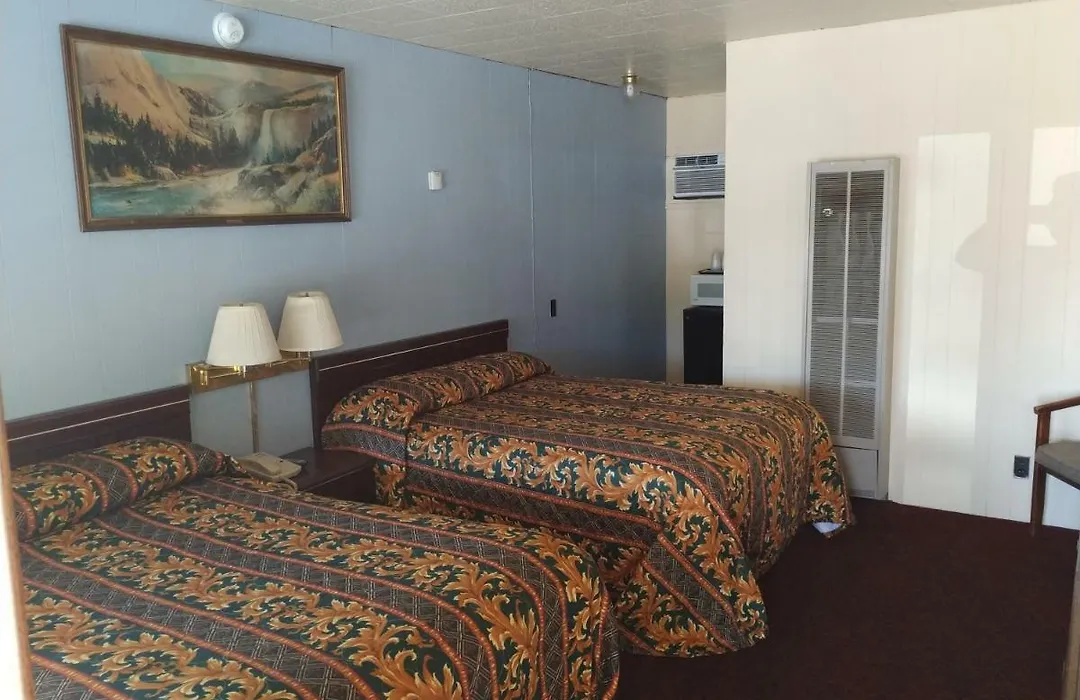 Edgewood Motel-1